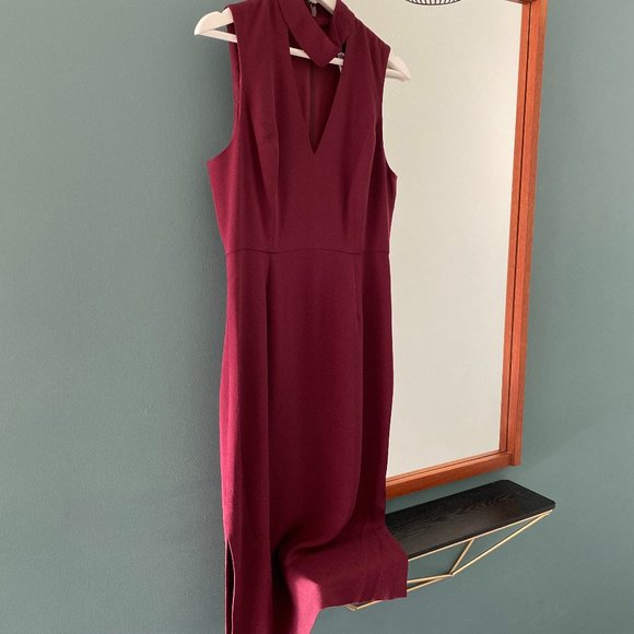 Size 6 BCBG Dress with Side Slit - Picture 1 of 2